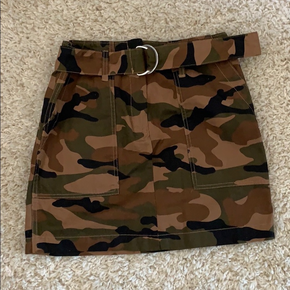 Camo skirt